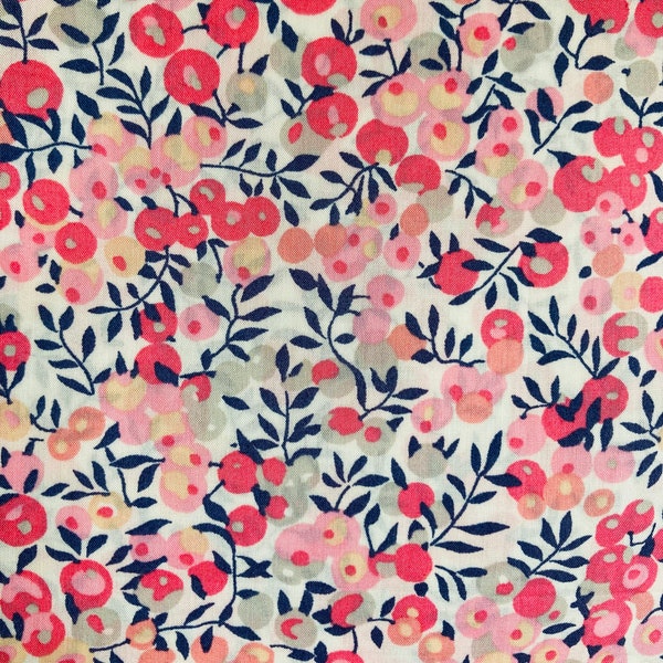 Discontinued Pink and White Wiltshire Berry Liberty Tana Lawn 13”x 9”