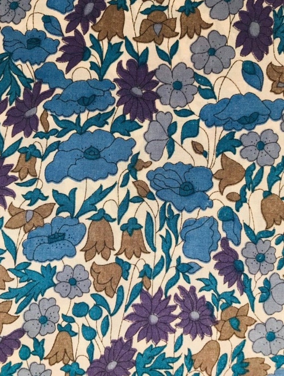 Liberty Tana Lawn Vintage ‘Poppy and Daisy’ Blue and Brown fabric 40 x 50cm Patchwork Craft