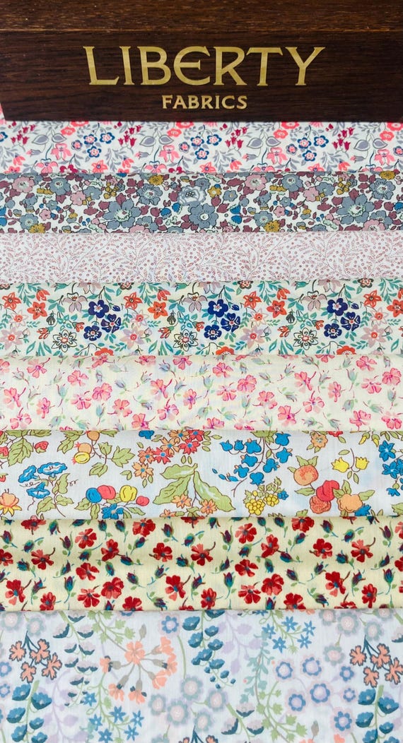 A Beautiful ‘Petites 6’ fabric bag. 8 x Liberty Tana Lawn pieces 6”x 9”.