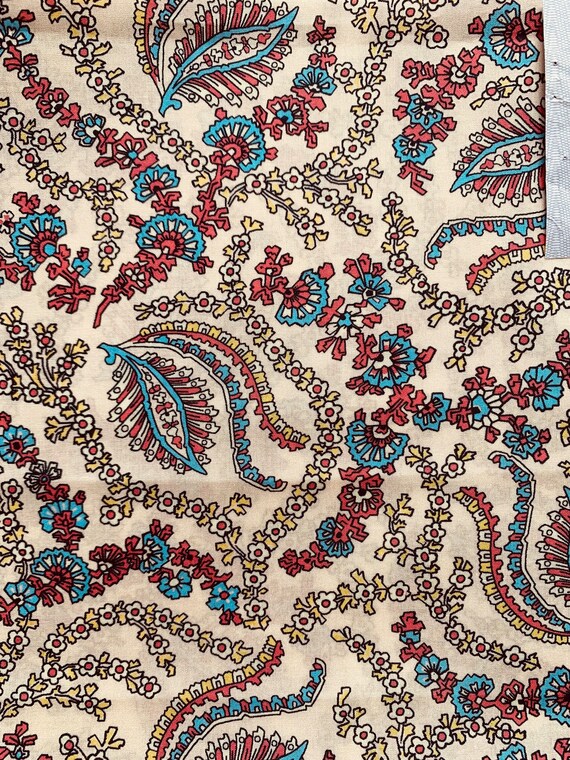 A Beautiful Vintage Colourway of ‘Gretel’ This Pink and Blue Liberty Tana Lawn Is cut to a generous 40cm x 50cm