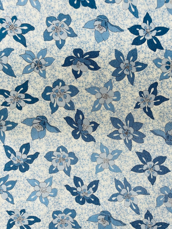 Discontinued Blue Star Flower Liberty Tana Lawn 13”x 9”.