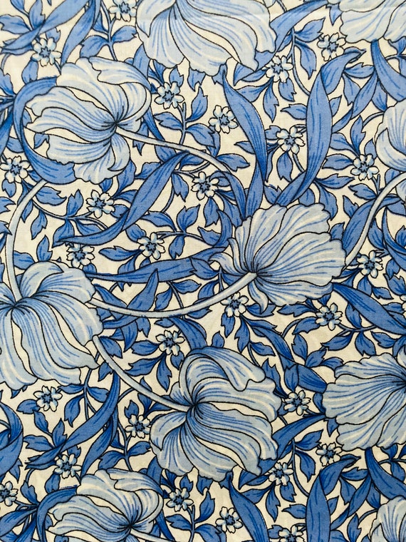 Liberty Tana Lawn 40 x 50cm A Lovely Blue Flower William Morris design called ‘Pimpernel’.