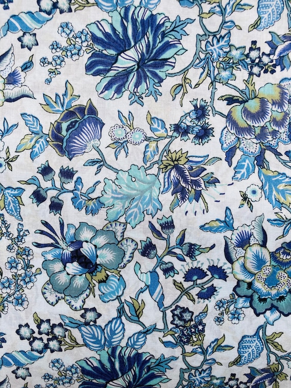 Blue ‘Christelle’ Liberty Tana Lawn 13 x 9” Crafting Patchwork