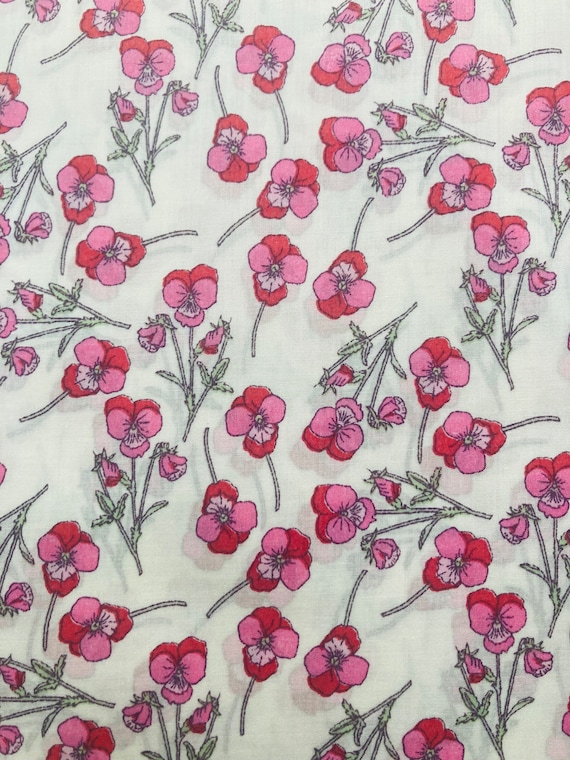 Liberty Tana Lawn 13”x 9” Red and Pink ‘Ros’