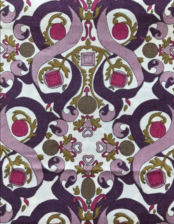 A lovely 2005 Purple ‘Lundy’ Liberty Tana Lawn 13”x 9” Crafting Patchwork