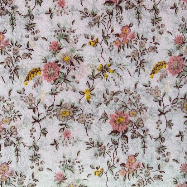 Liberty Tana Lawn Vintage 13”x 9” Pale Pink and Beige Floribunda.