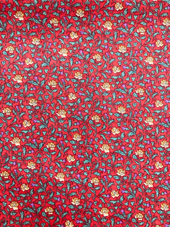 A Discontinued Liberty Tana Lawn 13” x 9”  fabric Red and Green ‘Rose and Thistle’