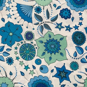 A Beautiful Blue And Green ‘Kelly Kalmia’ Liberty Tana Lawn 13”x 9” Crafting Patchwork