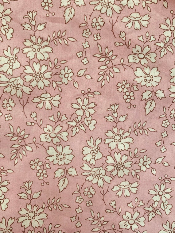 Liberty Tana Lawn 40 x 50 cm. A Lovely Pink ‘Capel.’ International Shipping