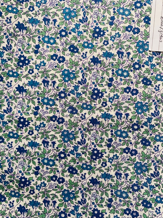 A Beautiful Blue And Green ‘Camomile Lawn’ Liberty Tana Lawn 13”x 9” Crafting Patchwork