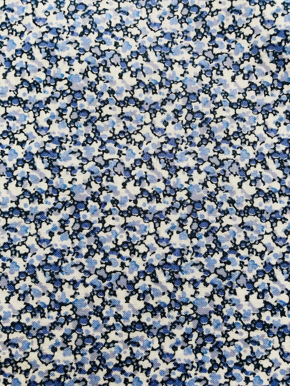 Liberty Tana Lawn Vintage Blue ‘Pepper’ fabric 40 x 50 cms Patchwork Crafting