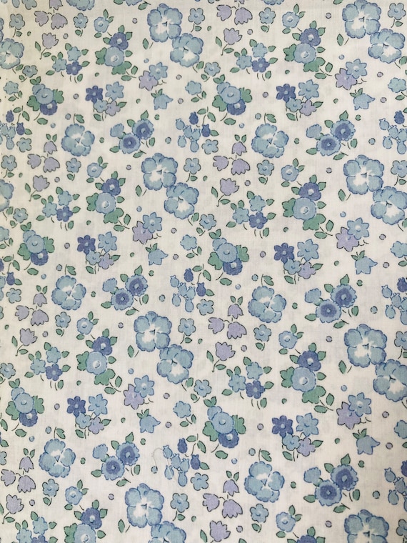 A Beautiful Blue And White ‘Ella and Libby’ Liberty Tana Lawn 13”x 9” Crafting Patchwork