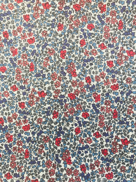 A lovely Blue and Red ‘Emilia’s Flowers’ Liberty Tana Lawn cut to 40 x 50cm