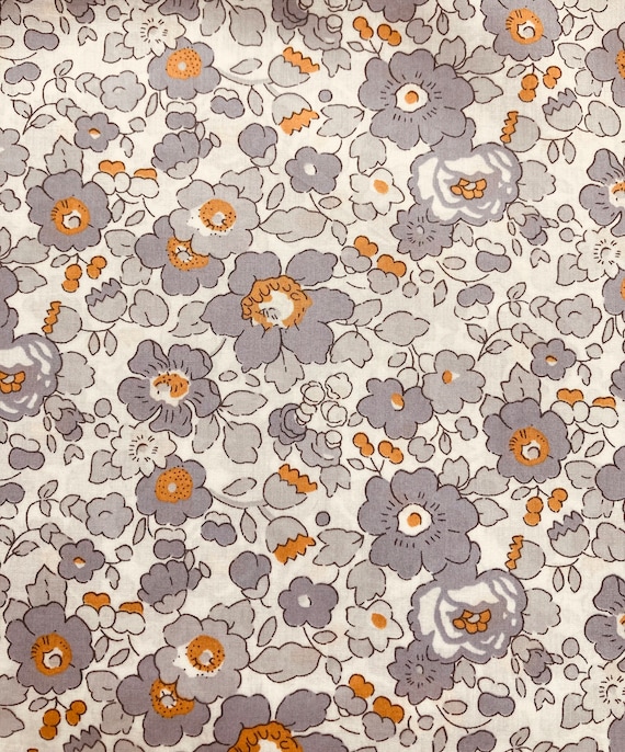 A Beautiful Grey and Mustard ‘Betsy’ Liberty Tana Lawn 13”x 9” Crafting Patchwork
