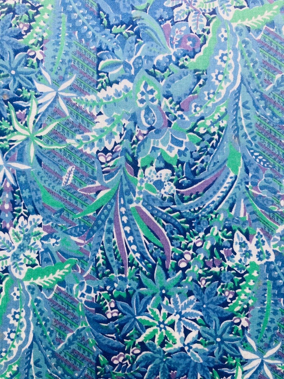 A beautiful vintage ‘Unknown name’ Liberty Tana Lawn cut to a generous 17 x 10” Blue and Green