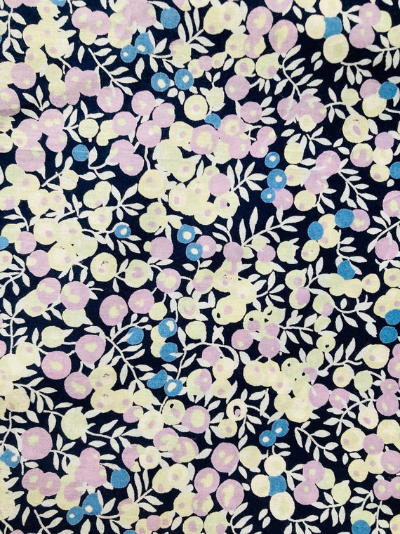Discontinued Blue Wiltshire Berry Liberty Tana Lawn 13”x 9”