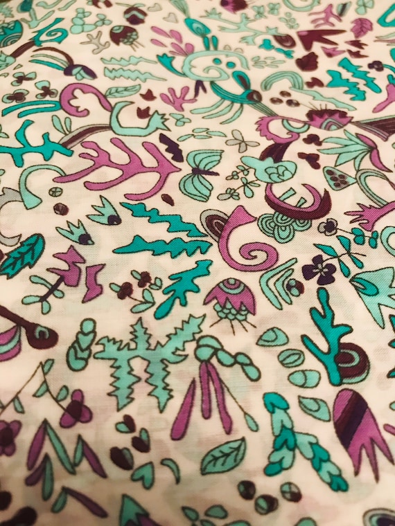 Liberty Tana Lawn 13”x 9”,Fairy Dust. Ideal for making a face mask.