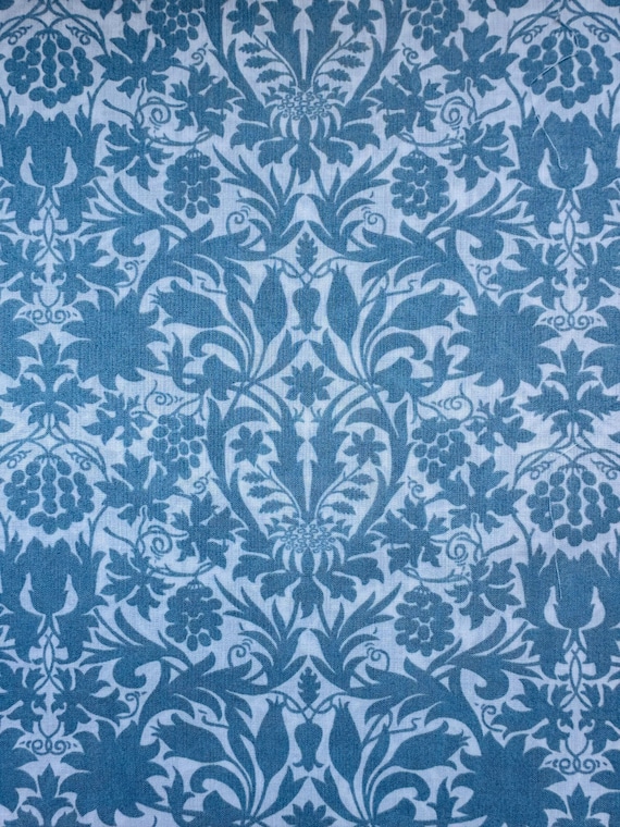A lovely Grey and White ‘Mortimer Silhouette’ Liberty Tana Lawn 13”x 9”