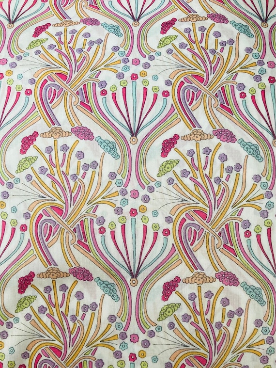 A Beautiful Peach and Pink ‘Pelagia’ Liberty Tana Lawn 13”x 9” Crafting Patchwork