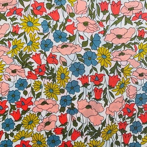Liberty Tana Lawn ‚Mohn und Gänseblümchen‘ Pfirsich und Blau Stoff 13 x 9 ”Patchwork Craft