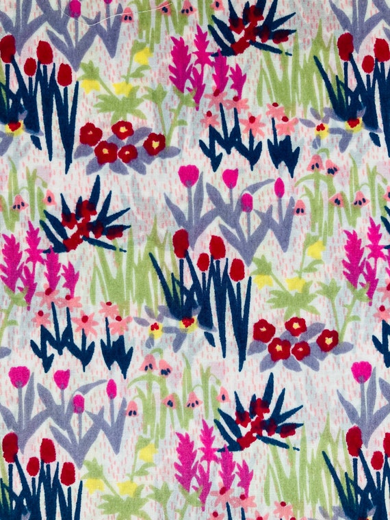 A beautiful Collectors Corner Liberty Tana Lawn Navy Blue and Pink ‘April Showers’ fabric 13 x 17” Patchwork Crafting