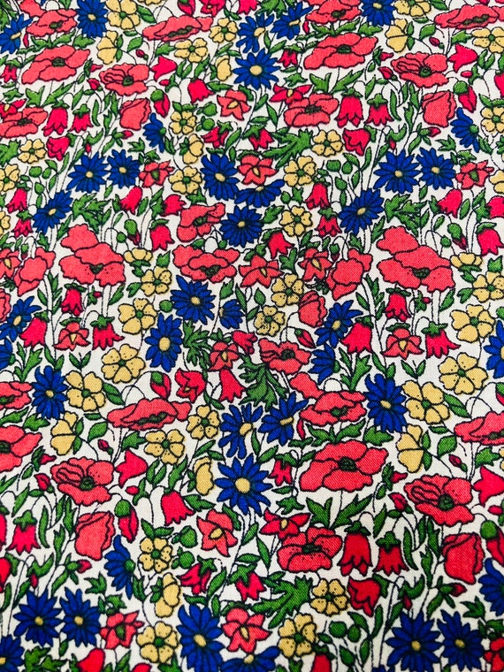 Liberty Tana Lawn Discontinued Blue and Red ‘Petal and Bud’ fabric 40 x 50 cm Patchwork Crafting