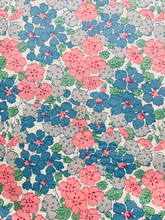 An exceptional Vintage Pink and Blue ‘unnamed’ fabric. This lovely Liberty Tana Lawn Is cut to a generous 17 x 9”