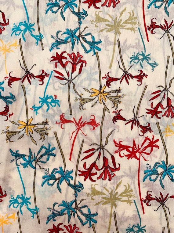 A Gorgeous Liberty Tana Lawn 13 x 9”  fabric, Red and Turquoise ‘Hurren’. I offer free international shipping.