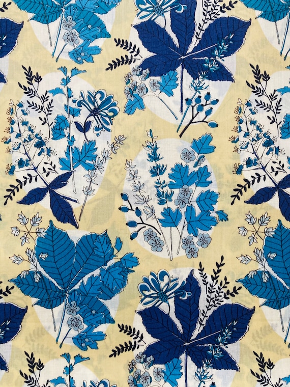 A Beautiful Blue And Cream ‘Hawthorn Walk’ Liberty Tana Lawn 13”x 9” Crafting Patchwork