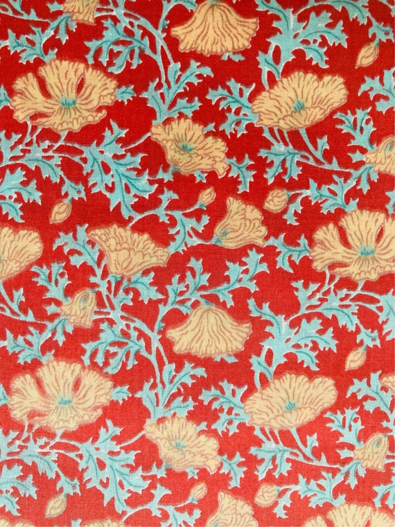 A Beautiful 1980’s Vintage Red and Peach ‘Unknown’. This lovely, rare Liberty Tana Lawn Is cut to a generous 17 x 9”