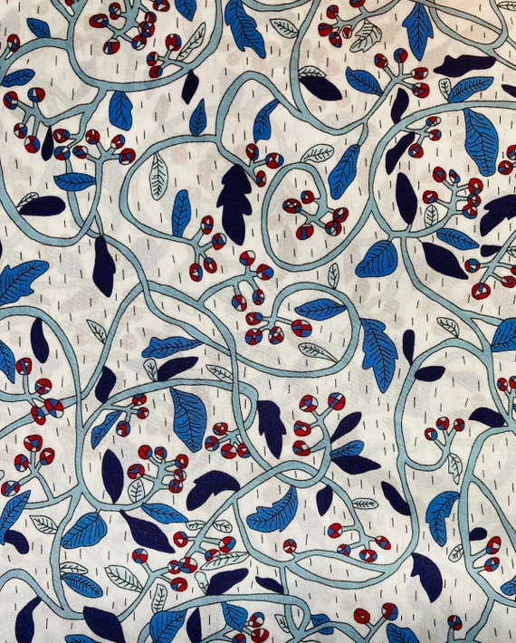 A Beautiful Blue And Red ‘Budding Vine’ Liberty Tana Lawn 13”x 9” Crafting Patchwork