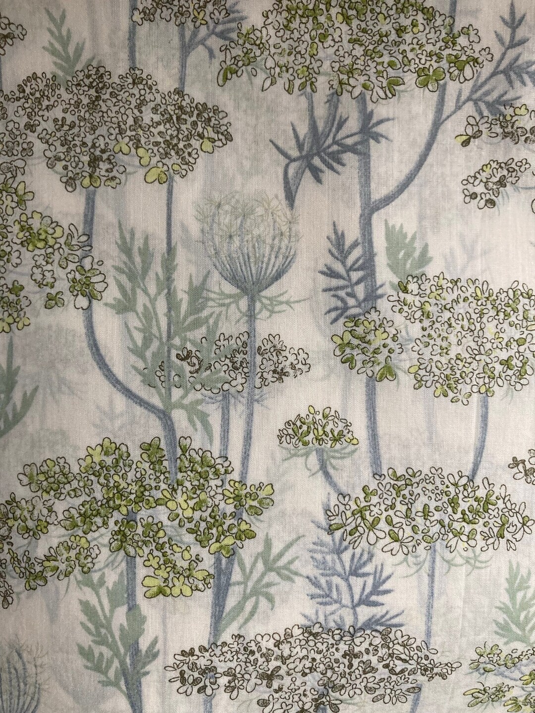 Prinzessin Emerald, Ein wunderschönes Grün und Grau, Liberty Tana Lawn ...
