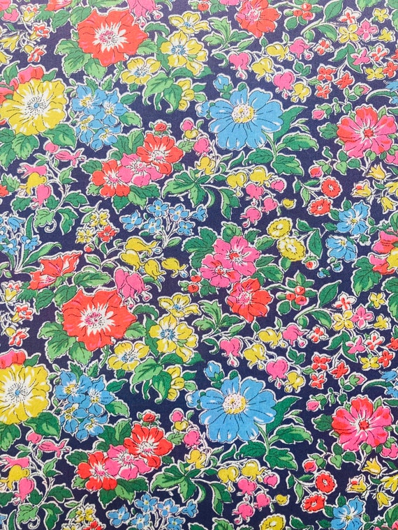 A Lovely Navy and Red ‘Clare and Rich’, Discontinued Liberty Tana Lawn 13”x 9” Fabric. Free worldwide postage