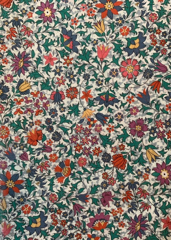 A Gorgeous Liberty Tana Lawn 13” x 9” Green and Red unknown named fabric