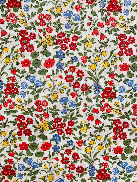A Beautiful Red and Green Discontinued ‘Lilibet’ Liberty Tana Lawn 13”x 9” Crafting Patchwork