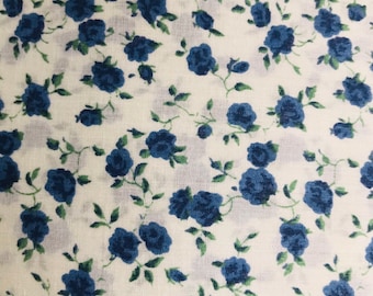 Blue ‘Nina’ Liberty Tana Lawn 13”x 9” Fabric, Ideal for patchwork and sewing.