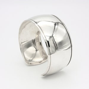 925 solid Silver wide Cuff bracelet Hammered great elasticity