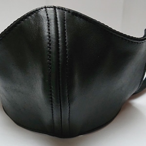 Leather Deluxe half Mask, Lined  One Size