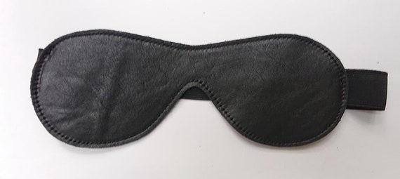 What Makes A Good Blindfold? – Revised