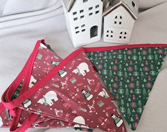 Christmas bunting, Red and green design, 10 flags, 2.5m in length, Christmas