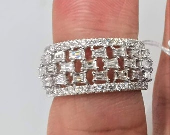40% OFF Last Call Sample Liquidation Clearance!! Accepting Best Offers! NWT 9,149 Rare 18KT Gold Gorgeous Large Baguette Diamond Ring Band