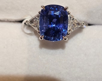 60% OFF Liquidation Clearance!! Accepting Best Offers!! NWT 132,200 Rare Gorgeous 18KT Gold Fancy Ceylon Blue Sapphire Diamond Ring