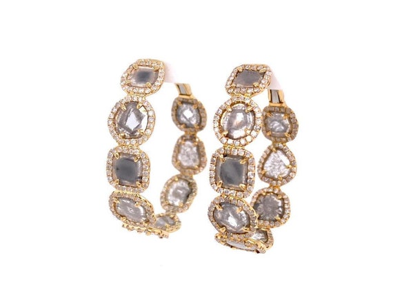 Buy online Gold Brass Jhumka Earring from fashion jewellery for Women by  Vighnaharta for ₹399 at 67% off | 2024 Limeroad.com