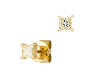 50% Off Liquidation Clearance Sale!! Before They Go!! NWT 2,220 Rare 18KT Gold Gorgeous Fancy Yellow  Diamond Stud Earrings