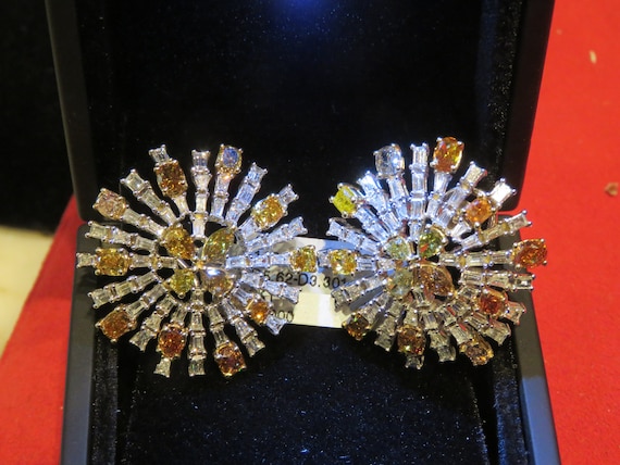 65% OFF Special Liquidation Sample Clearance! NWT 50,000 18KT Gold Gorgeous Fancy Cognac Yellow Diamond Flower Earrings