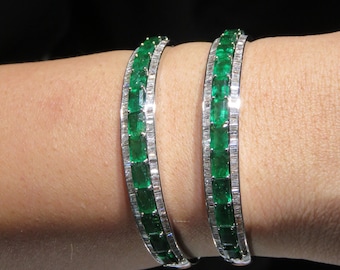 50% OFF Liquidation Clearance!!! Accepting Best Offers!!! NWT 45,600 Rare Pair 18KT Gold Fancy Emerald Diamond Bracelets Bangles Cuffs