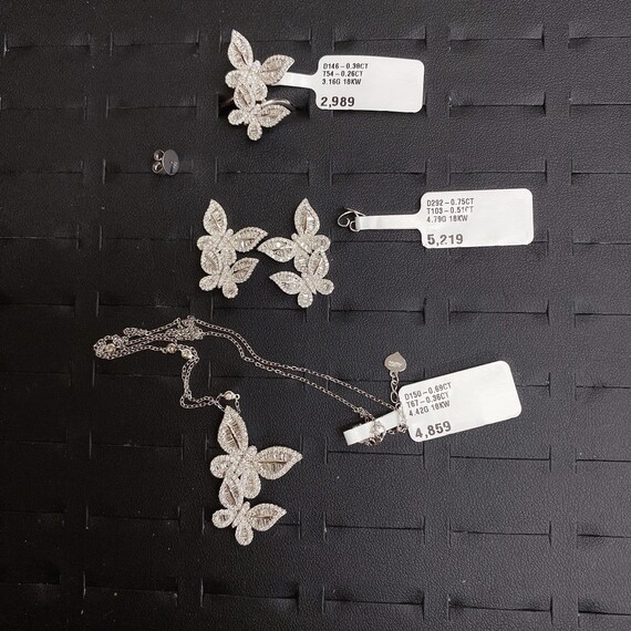 40% Off Special Liquidation Clearance!! NWT 13,067 18KT Gold Rare Diamond Butterfly Earrings Necklace Ring