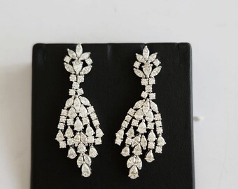 Special Liquidation Clearance!! Accepting Best Offers!! NWT 65,000 18KT Gold Gorgeous 10CT Fancy Cut Diamond Dangle Earrings