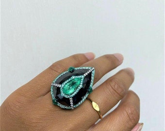 70% OFF Super Special Liquidation Clearance!!!! NWT 45,000 Rare 18KT Gold Glittering Large 46CT Black Diamond Emerald Ring