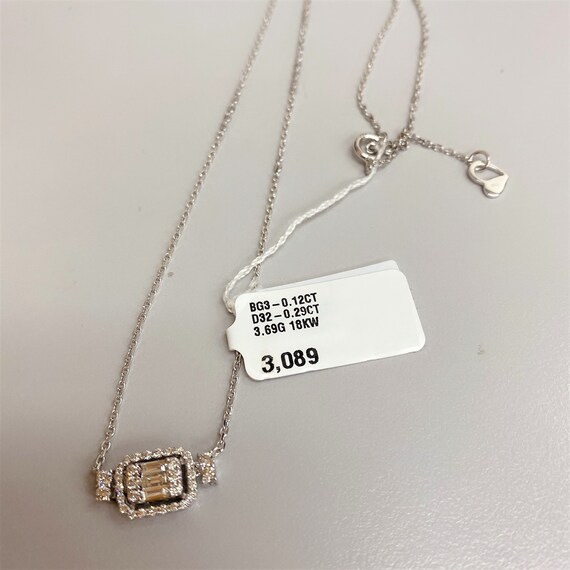 Super Special Liquidation Clearance! NWT 3,089 Rare 18KT Gold Fancy Trillion Diamond Baguette Pendant Necklace View 3